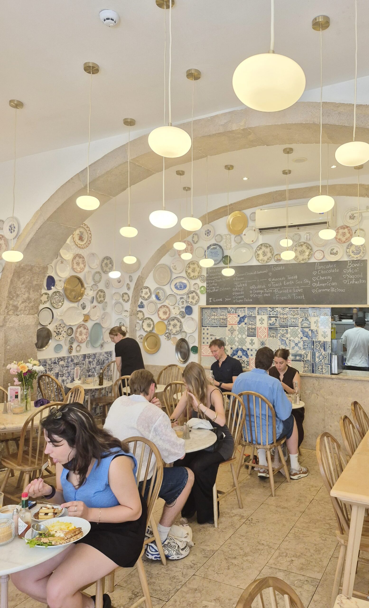 Best Brunch in Lisbon: Dear Breakfast vs. Breakfast Lovers