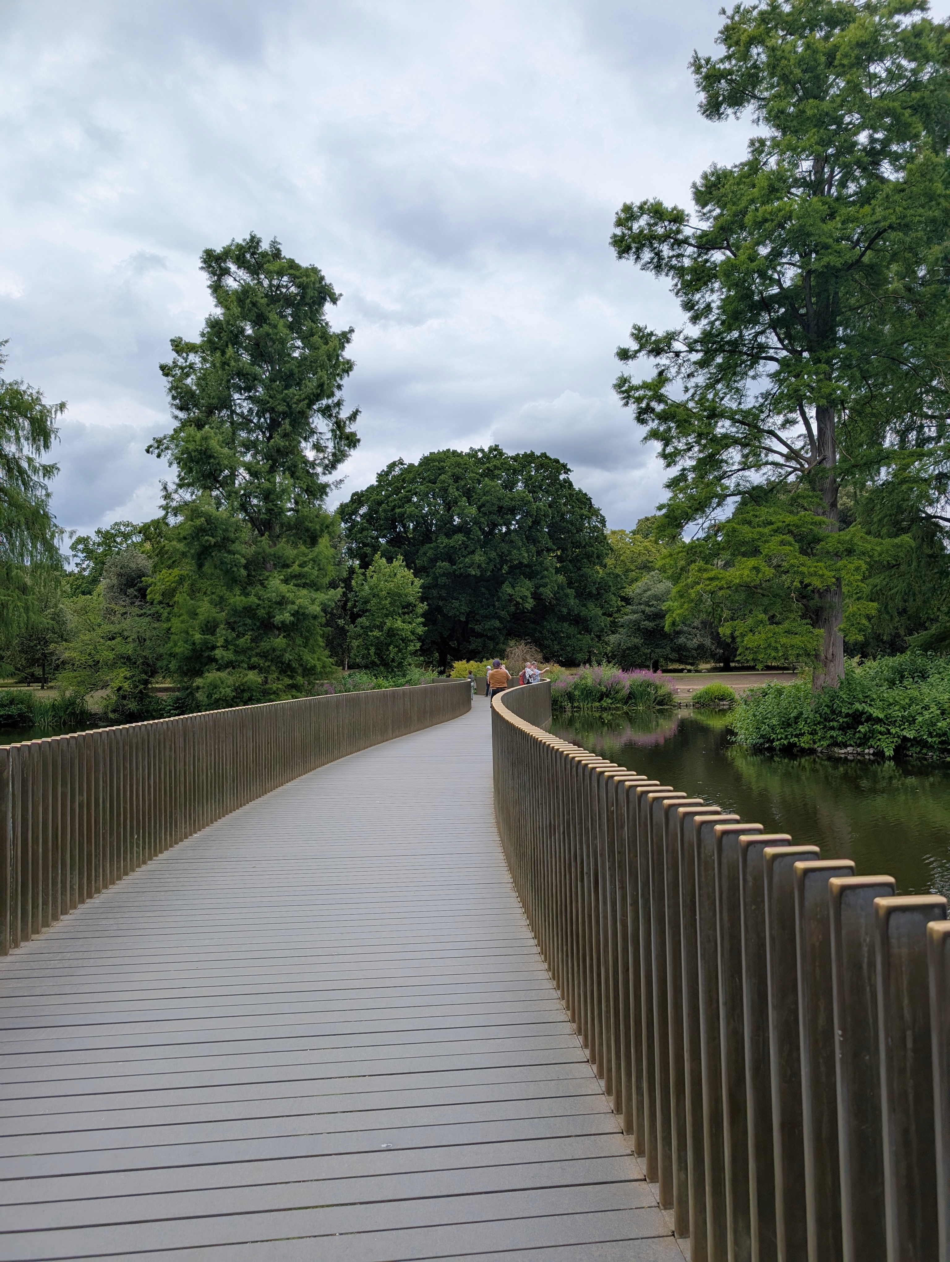 A Day at Kew Gardens - What to See, Do & Know Before You Go