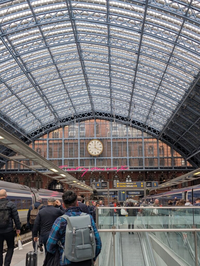 A Mother-Daughter London Adventure: Exploring the City, Hidden Gems, and Classic Favorites