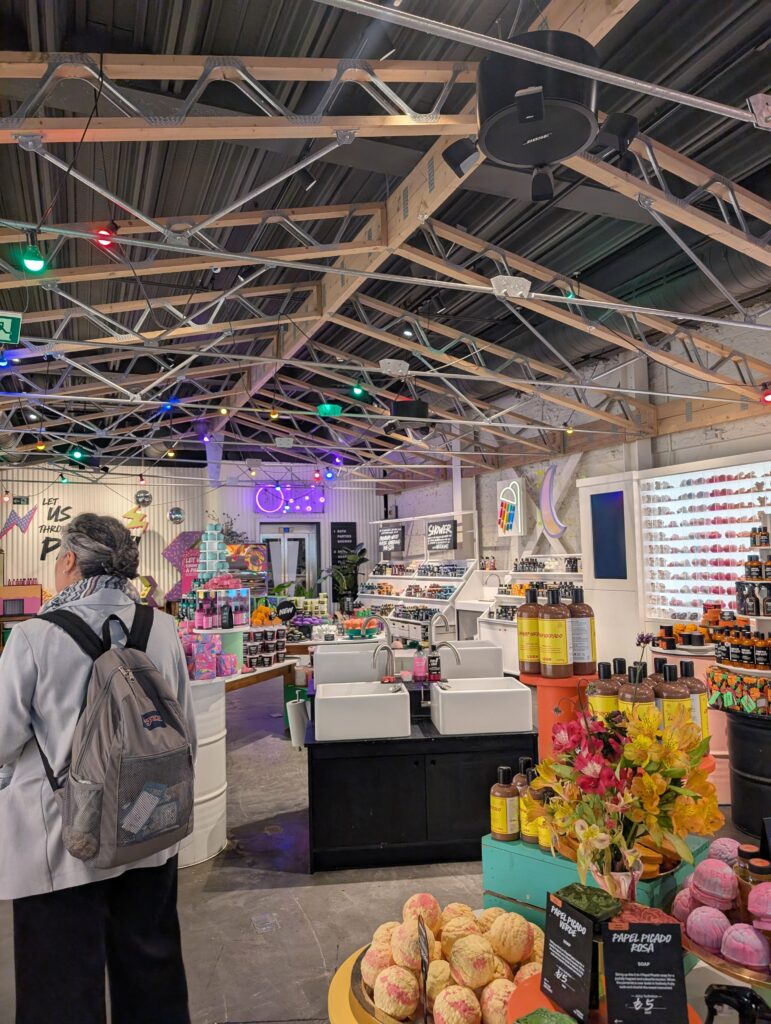 A Mother-Daughter London Adventure: Exploring the City, Hidden Gems, and Classic Favorites