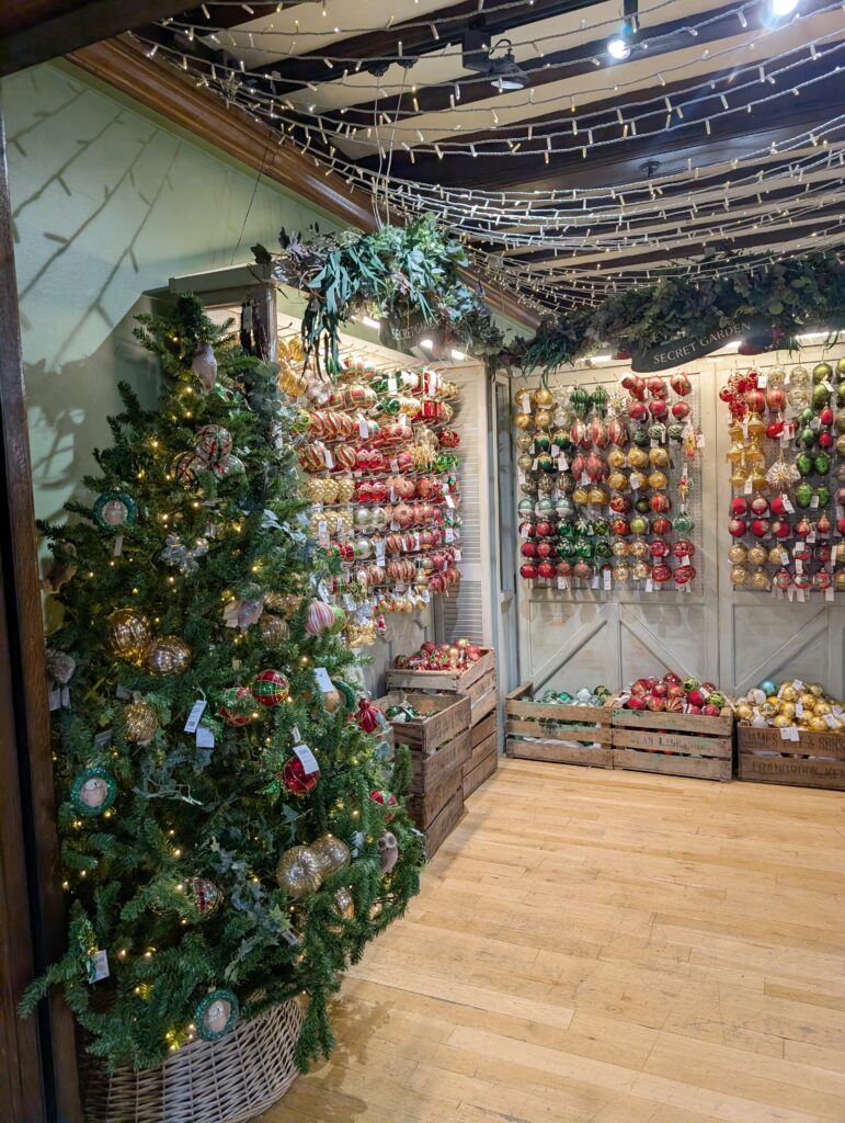 A Mother-Daughter London Adventure: Exploring the City, Hidden Gems, and Classic Favorites