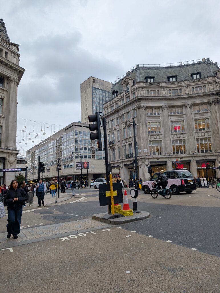 A Mother-Daughter London Adventure: Exploring the City, Hidden Gems, and Classic Favorites