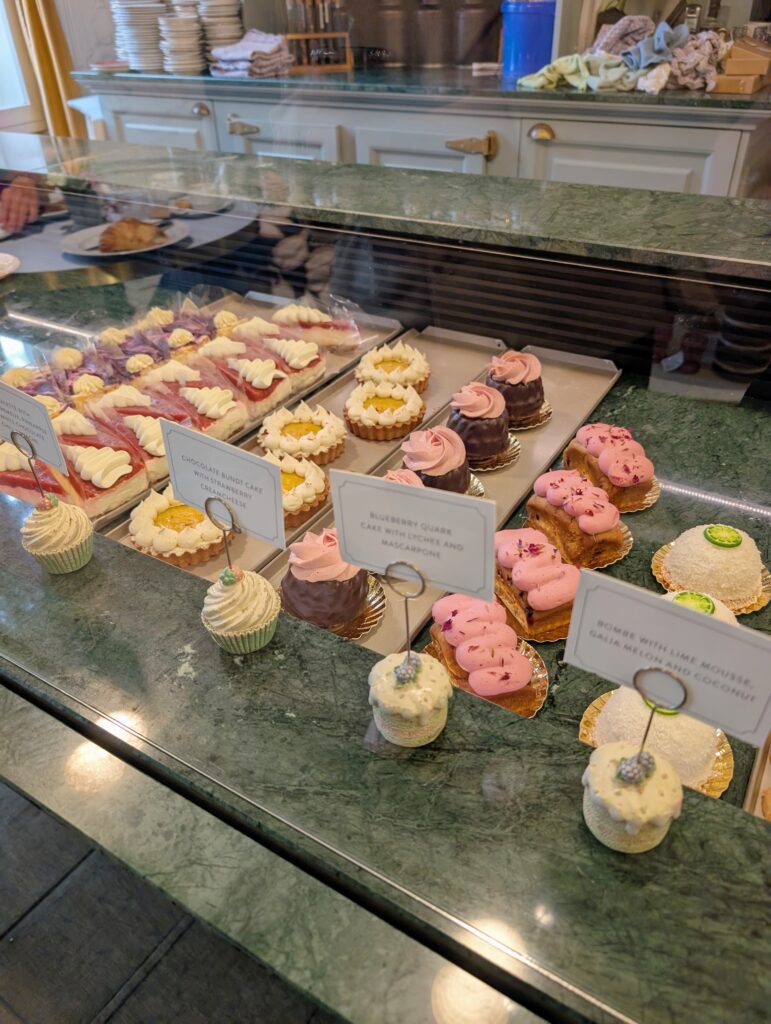 A Local's Guide to the Best Food Spots in Maastricht